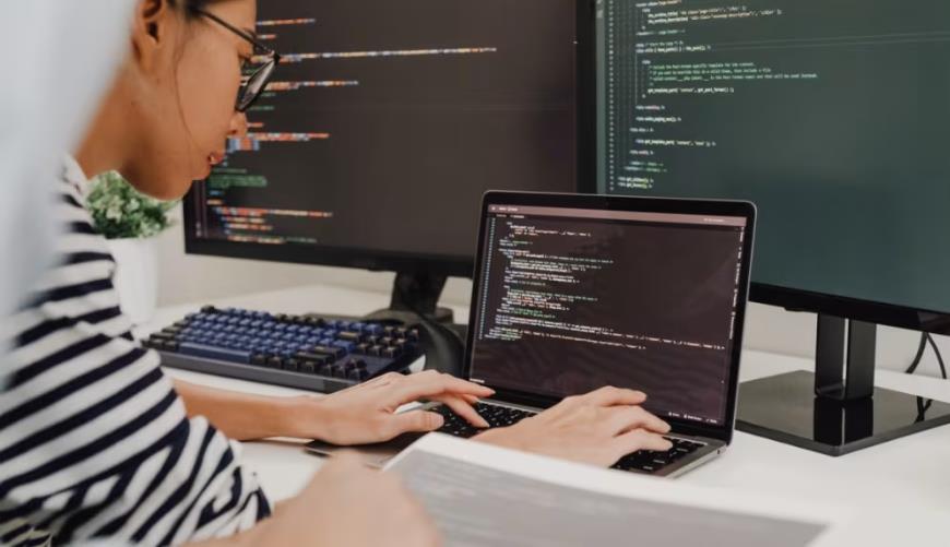AI+边缘计算赋能下一代MES:自学习排程与预测性维护的融合探索